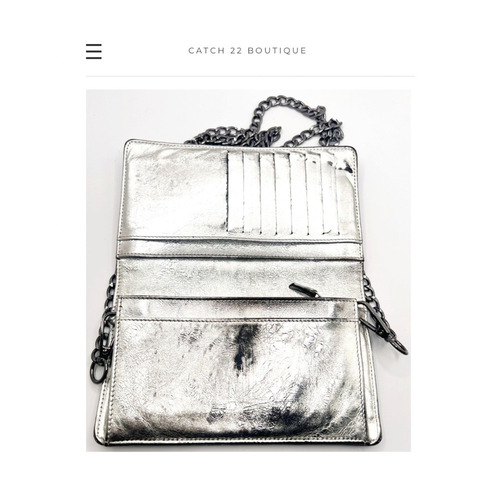 Chanel Metallic Silver Quilted Leather 2.55 Reissue L Yen Continental WOC - Picture 4 of 10
